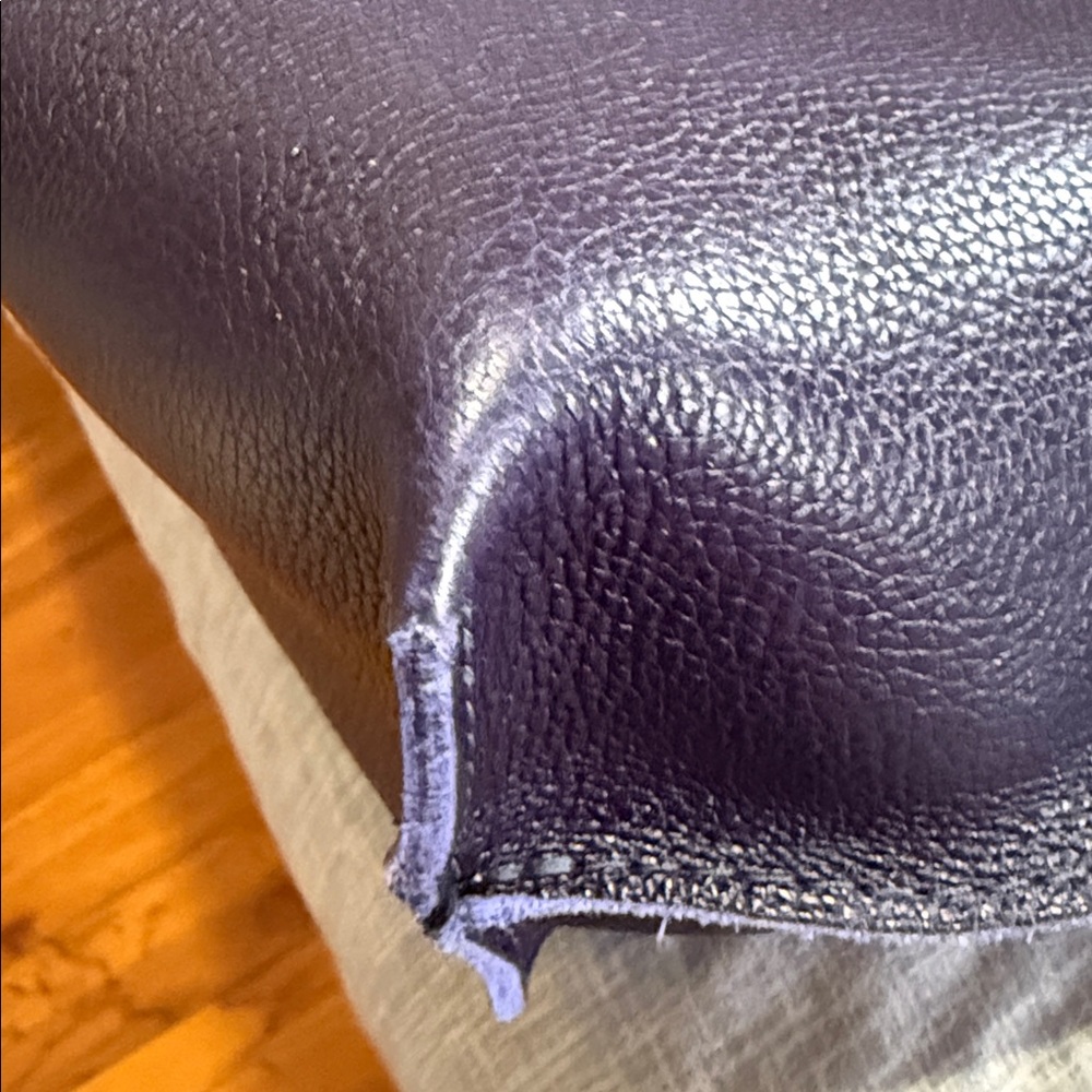 Portland Leather Deep BlueTote Bag - Picture 6 of 9